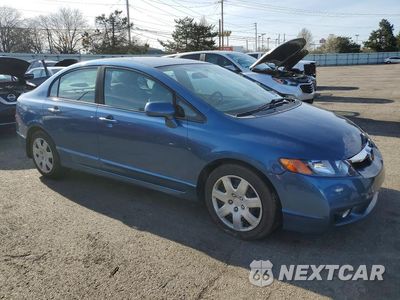 Czwarte zdjęcie samochodu z boku: 2008 HONDA CIVIC VIN:1HGFA16518L115413 - miniatura