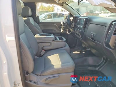 Zdjęcie 10 z 11 samochodu: 2018 CHEVROLET SILVERADO C1500 VIN:1GCNCNEH0JZ118670 - miniatura