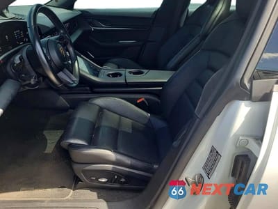 Piąte zdjęcie samochodu w środku: 2021 PORSCHE TAYCAN VIN:WP0AA2Y16MSA18753 - miniatura