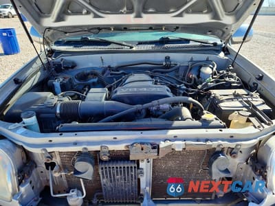 Zdjęcie 11 z 11 samochodu: 2002 TOYOTA TUNDRA SR5 V8 VIN:5TBBT44112S290591 - miniatura