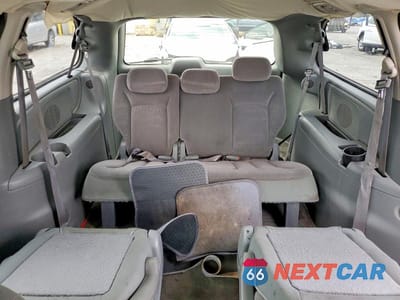 Zdjęcie 10 z 13 samochodu: 2006 DODGE GRAND CARAVAN SXT VIN:2D4GP44L56R857244 - miniatura