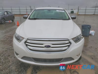 Piąte zdjęcie samochodu w środku: 2016 FORD TAURUS LIMITED VIN:1FAHP2F86GG106693 - miniatura