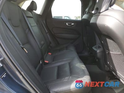 Zdjęcie 11 z 12 samochodu: 2020 VOLVO XC60 T6 MOMENTUM VIN:YV4A22RK3L1454768 - miniatura