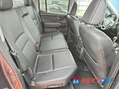 Zdjęcie 10 z 12 samochodu: 2017 HONDA RIDGELINE RTL VIN:5FPYK2F69HB002371 - miniatura