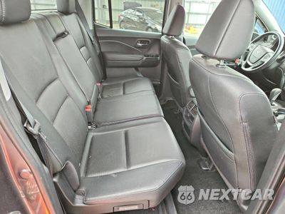 Zdjęcie 10 z 12 samochodu: 2017 HONDA RIDGELINE RTL VIN:5FPYK2F69HB002371 - miniatura