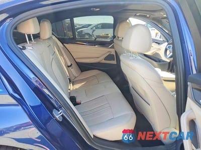 Zdjęcie 10 z 12 samochodu: 2018 BMW 540 I VIN:WBAJE5C51JG918789 - miniatura