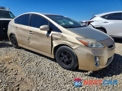 Czwarte zdjęcie samochodu z boku: 2010 TOYOTA PRIUS III VIN:JTDKN3DU2A0088723 - miniatura