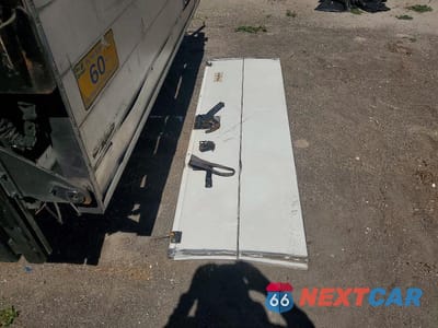 Zdjęcie 13 z 14 samochodu: 2015 ISUZU NPR HD VIN:JALC4W160F7000392 - miniatura
