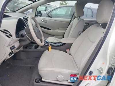 Zdjęcie 7 z 12 samochodu: 2012 NISSAN LEAF SV VIN:JN1AZ0CP1CT023831 - miniatura