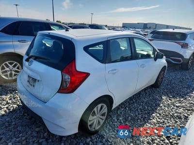 Trzecie zdjęcie samochodu z tyłu: 2017 NISSAN VERSA NOTE S PLUS VIN:3N1CE2CP9HL372828 - miniatura