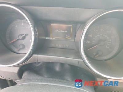 Zdjęcie 9 z 11 samochodu: 2016 FORD MUSTANG VIN:1FA6P8TH0G5240318 - miniatura