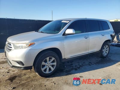 2013 TOYOTA HIGHLANDER BASE 5TDBK3EH0DS219336 - główne zdjęcie licytacji z USA - miniatura