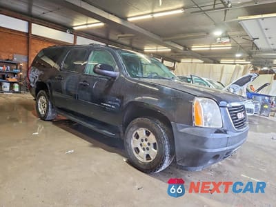 Czwarte zdjęcie samochodu z boku: 2011 GMC YUKON XL K1500 SLE VIN:1GKS2HE38BR211485 - miniatura