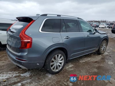 Trzecie zdjęcie samochodu z tyłu: 2016 VOLVO XC90 T6 VIN:YV4A22PK8G1045657 - miniatura