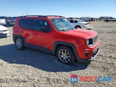 Czwarte zdjęcie samochodu z boku: 2021 JEEP RENEGADE LATITUDE VIN:ZACNJCBB4MPM33076 - miniatura