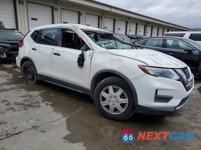 Czwarte zdjęcie samochodu z boku: 2020 NISSAN ROGUE S VIN:JN8AT2MT4LW033651 - miniatura