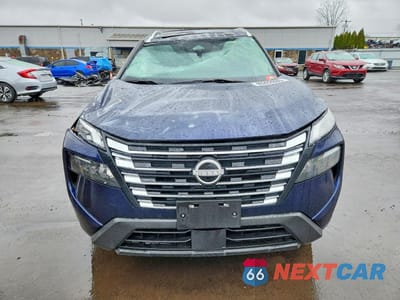 Piąte zdjęcie samochodu w środku: 2024 NISSAN ROGUE SV VIN:5N1BT3BB2RC710766 - miniatura
