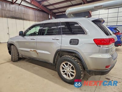 Drugie zdjęcie samochodu z przodu: 2018 JEEP GRAND CHEROKEE LAREDO VIN:1C4RJFAG2JC156897 - miniatura