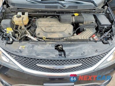 Zdjęcie 12 z 13 samochodu: 2017 CHRYSLER PACIFICA TOURING L VIN:2C4RC1BG4HR821439 - miniatura