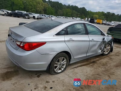 Trzecie zdjęcie samochodu z tyłu: 2013 HYUNDAI SONATA GLS VIN:5NPEB4AC2DH772721 - miniatura
