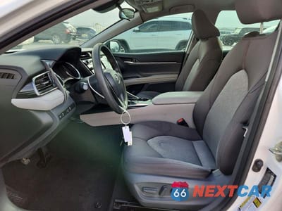 Zdjęcie 7 z 11 samochodu: 2020 TOYOTA CAMRY LE VIN:4T1C11AK5LU902524 - miniatura