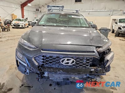 Piąte zdjęcie samochodu w środku: 2020 HYUNDAI KONA LIMITED VIN:KM8K33A57LU409620 - miniatura