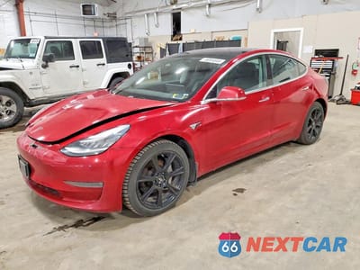 2018 TESLA MODEL 3 5YJ3E1EB9JF054995 - główne zdjęcie licytacji z USA - miniatura