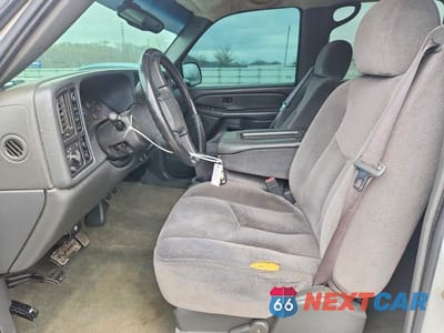 Zdjęcie 7 z 12 samochodu: 2006 GMC SIERRA K1500 HEAVY DUTY VIN:1GTGK13U16F194282 - miniatura