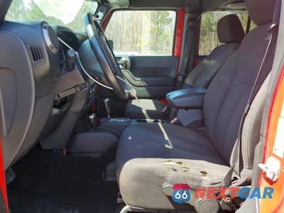 Zdjęcie 7 z 12 samochodu: 2014 JEEP WRANGLER UNLIMITED SPORT VIN:1C4BJWDG9EL199572 - miniatura