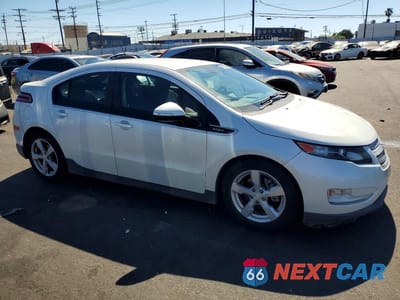 Czwarte zdjęcie samochodu z boku: 2015 CHEVROLET VOLT VIN:1G1RC6E4XFU143092 - miniatura