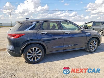 Trzecie zdjęcie samochodu z tyłu: 2020 INFINITI QX50 LUXE VIN:3PCAJ5M12LF100897 - miniatura