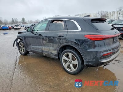 Drugie zdjęcie samochodu z przodu: 2025 AUDI Q5 PREMIUM PLUS VIN:WA12AAGU6S2014216 - miniatura
