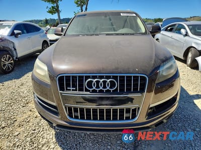 Piąte zdjęcie samochodu w środku: 2011 AUDI Q7 PRESTIGE VIN:WA1VMAFE1BD001733 - miniatura