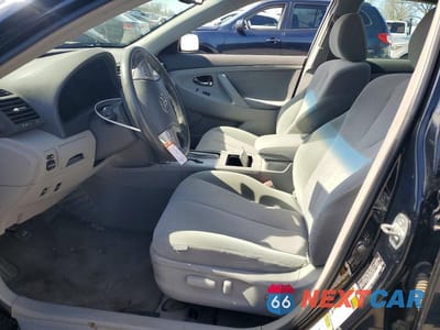 Zdjęcie 7 z 11 samochodu: 2010 TOYOTA CAMRY HYBRID BASE VIN:4T1BB3EK4AU125779 - miniatura