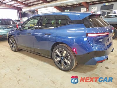 Drugie zdjęcie samochodu z przodu: 2025 BMW IX XDRIVE50 VIN:WB523CF08SCU04038 - miniatura