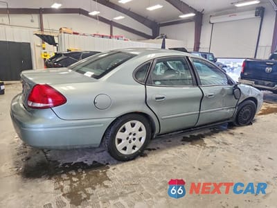Trzecie zdjęcie samochodu z tyłu: 2005 FORD TAURUS SE VIN:1FAHP53U55A109099 - miniatura