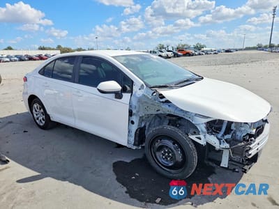 Czwarte zdjęcie samochodu z boku: 2026 TOYOTA COROLLA LE VIN:5YFB4MDE0TP372734 - miniatura