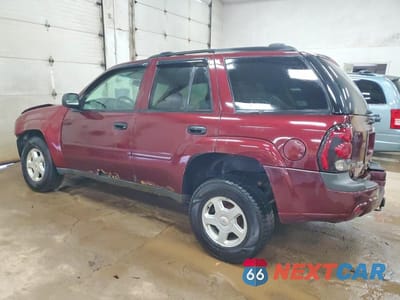 Drugie zdjęcie samochodu z przodu: 2007 CHEVROLET TRAILBLAZER LS VIN:1GNDT13S172161085 - miniatura