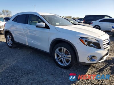 Czwarte zdjęcie samochodu z boku: 2020 MERCEDES-BENZ GLA 250 4MATIC VIN:WDCTG4GB2LJ651260 - miniatura