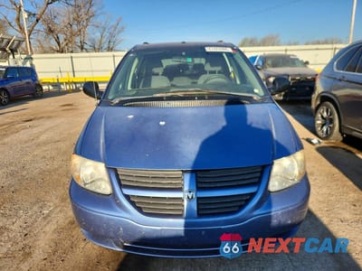 Piąte zdjęcie samochodu w środku: 2007 DODGE GRAND CARAVAN SE VIN:1D4GP24RX7B187358 - miniatura