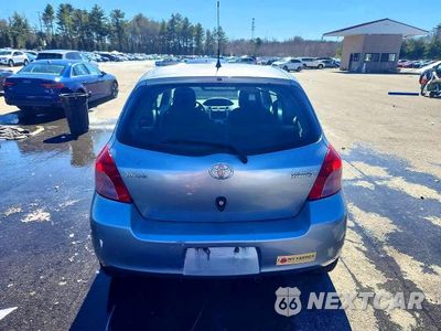 Zdjęcie 6 z 12 samochodu: 2007 TOYOTA YARIS BASE VIN:JTDJT903X75115289 - miniatura