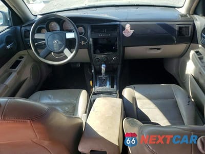 Zdjęcie 8 z 12 samochodu: 2006 DODGE CHARGER SE VIN:2B3KA43R46H380215 - miniatura