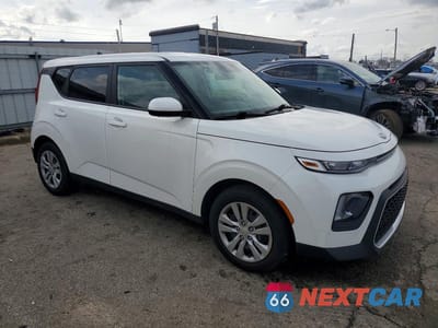 Czwarte zdjęcie samochodu z boku: 2021 KIA SOUL LX VIN:KNDJ23AU2M7149749 - miniatura