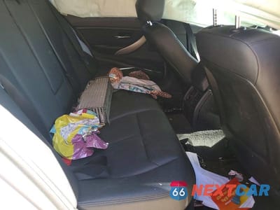 Zdjęcie 10 z 12 samochodu: 2018 BMW 320 XI VIN:WBA8A3C53JA495098 - miniatura