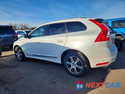 Drugie zdjęcie samochodu z przodu: 2015 VOLVO XC60 T6 PLATINUM VIN:YV4902RMXF2675650 - miniatura
