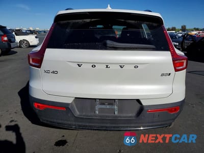 Zdjęcie 6 z 12 samochodu: 2024 VOLVO XC40 CORE VIN:YV4L12UK0R2203308 - miniatura