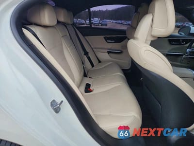 Zdjęcie 10 z 11 samochodu: 2024 MERCEDES-BENZ C 300 VIN:W1KAF4GB8RR184927 - miniatura