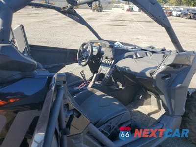 Piąte zdjęcie samochodu w środku: 2023 CAN-AM MAVERICK X3 UTILITY VEHICLE VIN:3JBVNAV25PE000765 - miniatura