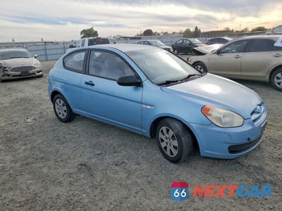 Czwarte zdjęcie samochodu z boku: 2008 HYUNDAI ACCENT GS VIN:KMHCM36C78U087125 - miniatura