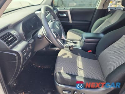 Zdjęcie 7 z 13 samochodu: 2023 TOYOTA 4RUNNER SR5 VIN:JTEEU5JR7P5292341 - miniatura